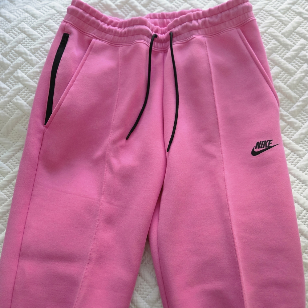 Nike Track Joggers - Picture 5 of 8